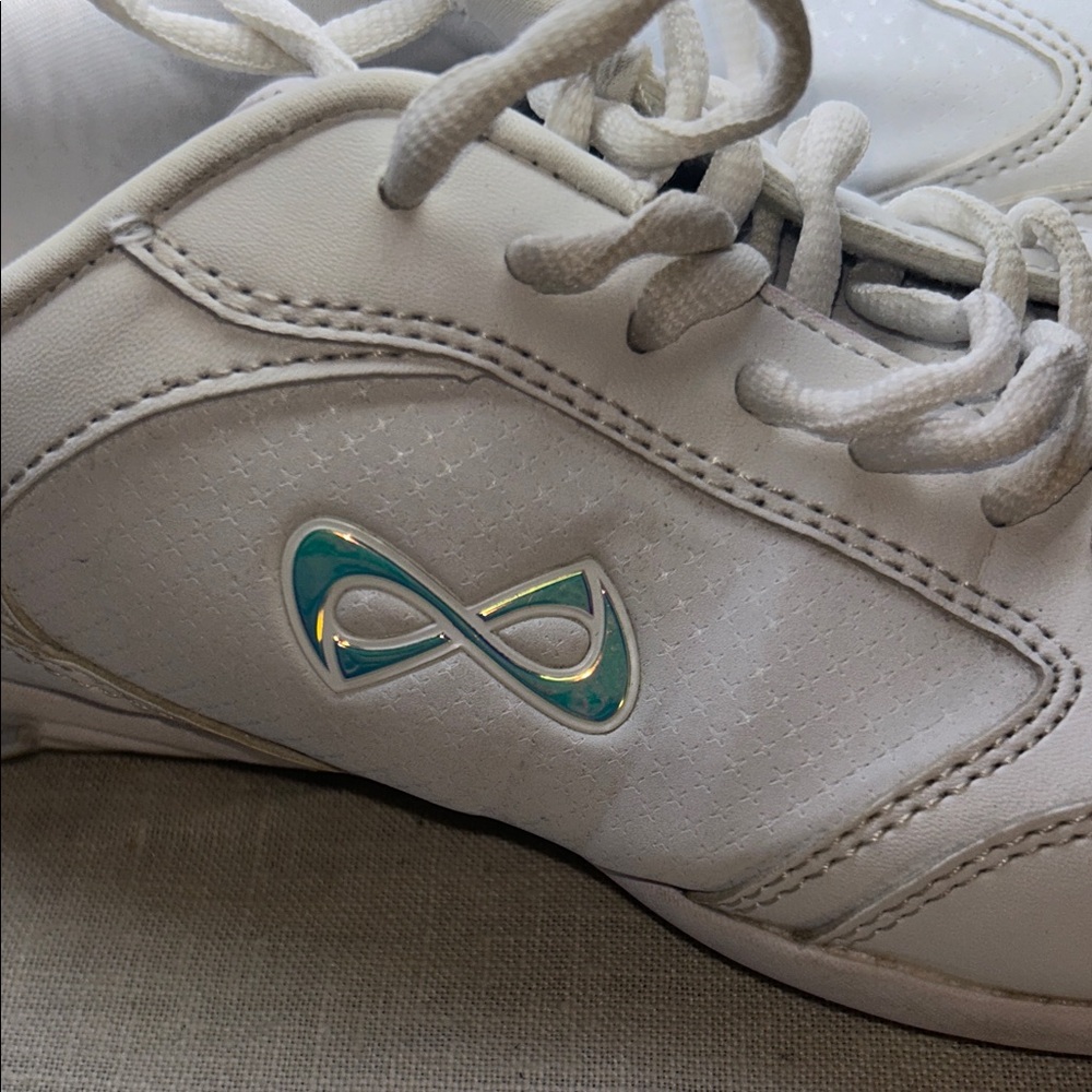 NFINITY White Women's Lace-Up Athletic Sneakers Cheer shoes size 8 - Picture 2 of 10